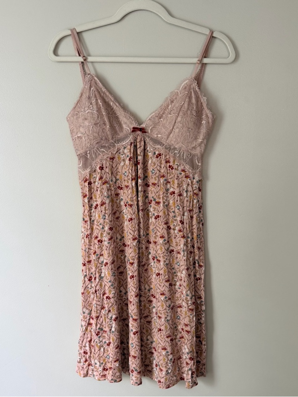 Floral Lace Babydoll Chemise– Romantic Cottagecore Style 🌸